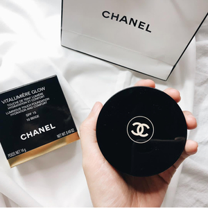 Phấn phủ Chanel VITALUMIERE GLOW 10 Beige Mẫu mới