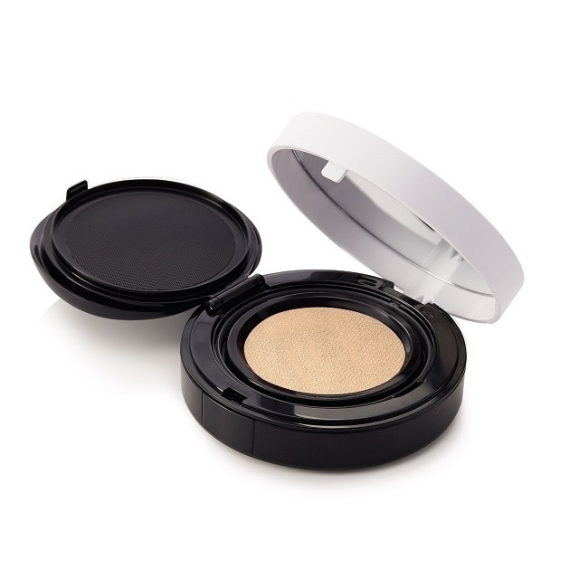 Cushion foundation 1054558 freshnudecushion2 4 640x640