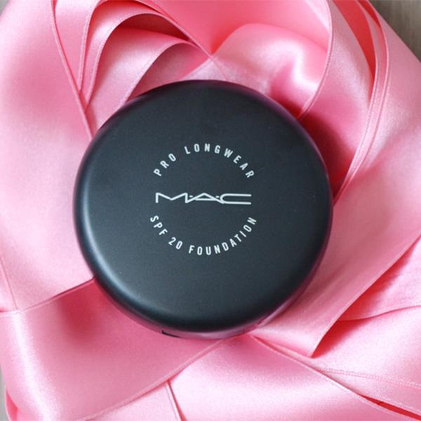 Ph%e1%ba%a5n n%c3%a9n pro longwear spf 20 compact foundation