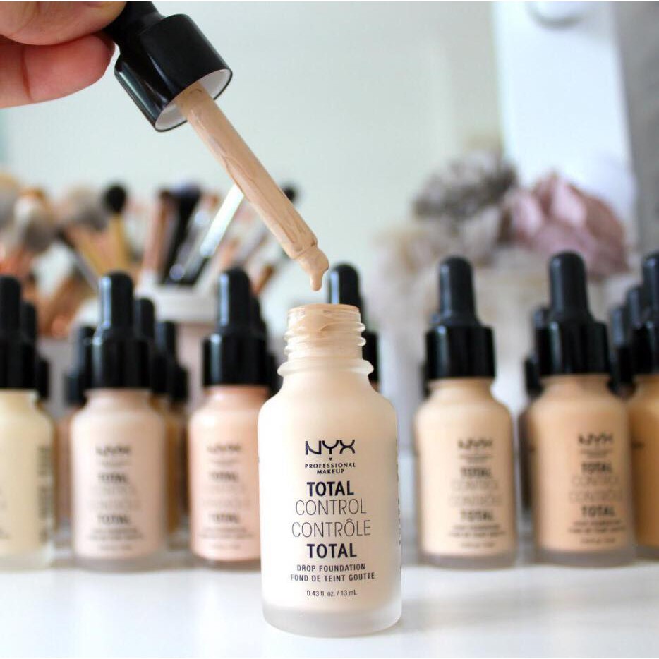 Kem Nền Siêu Mịn Nyx Cosmetics Total Control Drop Foundation