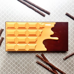 Medium bang mat make up revolution orange chocolate4
