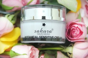 Sakura Botanical Sensitive Cream