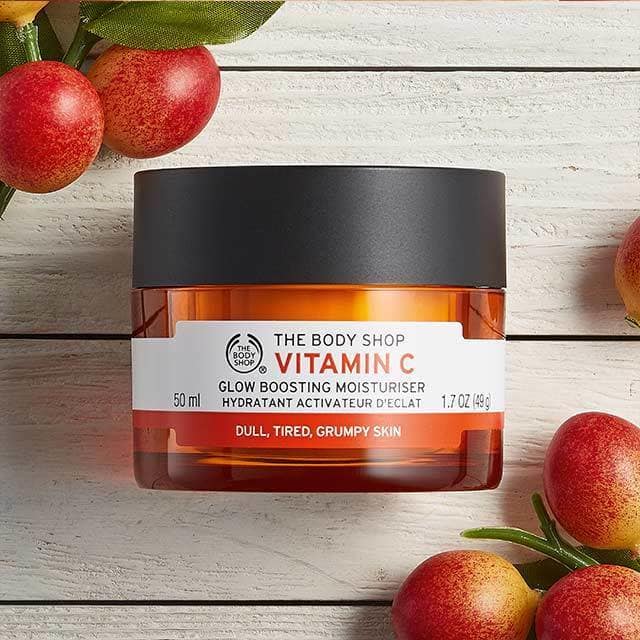 Vitamin c glow boosting moisturiser 6 640x640