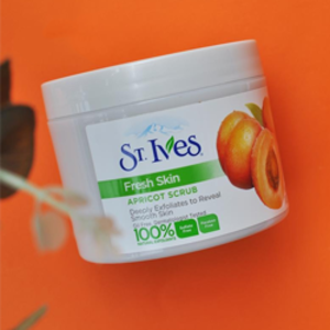 Tẩy Tế Bào Chết St.Ives Fresh Skin Body Scrub 