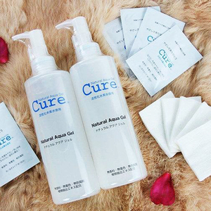 Gel tẩy tế bào chết Cure Natural Aqua