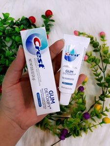 Crest Gum Detoxify Deep Clean ToothPaste 