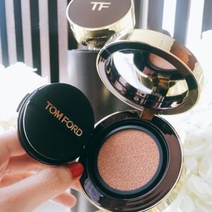  TOM FORD Traceless Touch Foundation SPF 45/PA++++