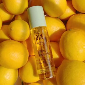 Xịt Dưỡng Da Pixi Skintreats Vitamin Wakeup Mist (80ml)